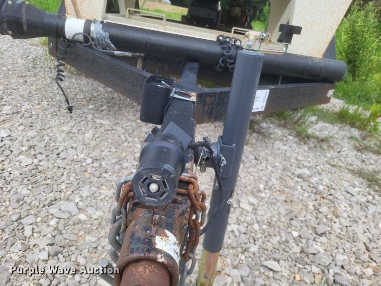 image for item DR4860 Friesen 240 seed tender