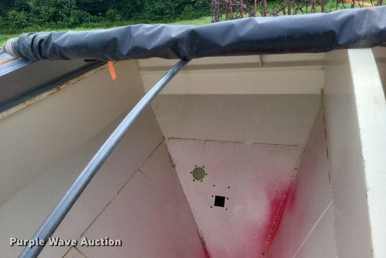 image for item DR4860 Friesen 240 seed tender