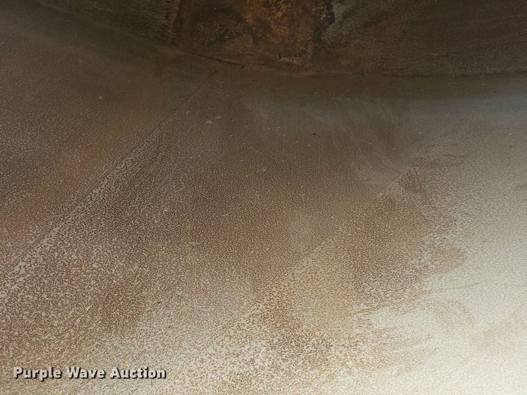 image for item DR4861 Friesen grain bin