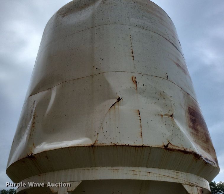 image for item DR4861 Friesen grain bin