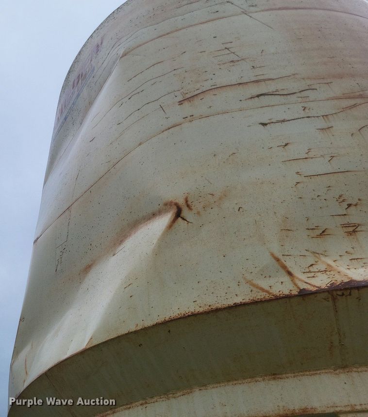 image for item DR4862 Friesen grain bin