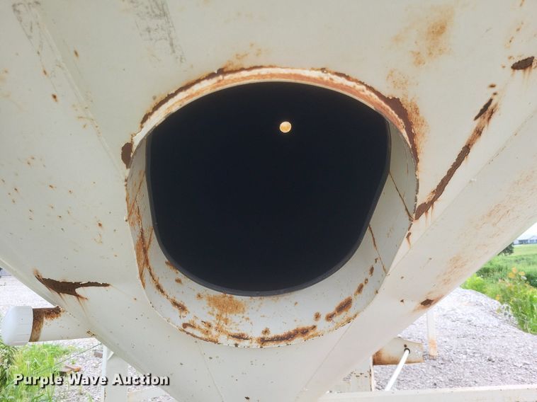 image for item DR4862 Friesen grain bin