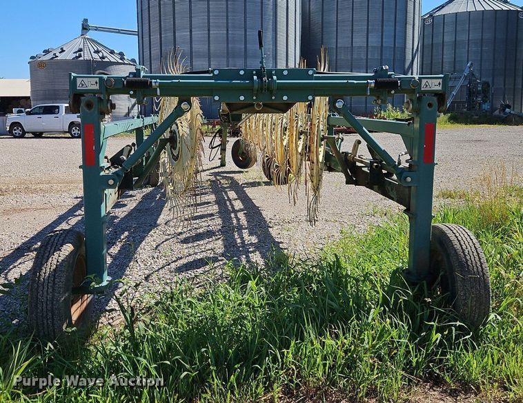 image for item DR8685 Sitrex MK-16 hay rake