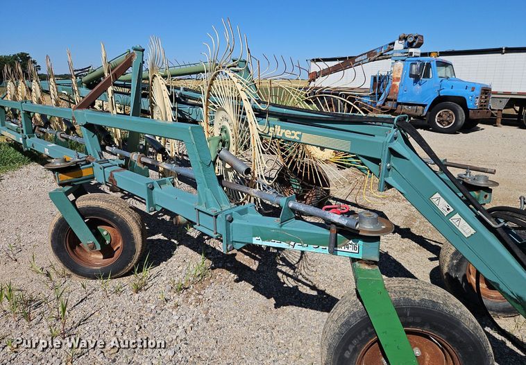 image for item DR8685 Sitrex MK-16 hay rake