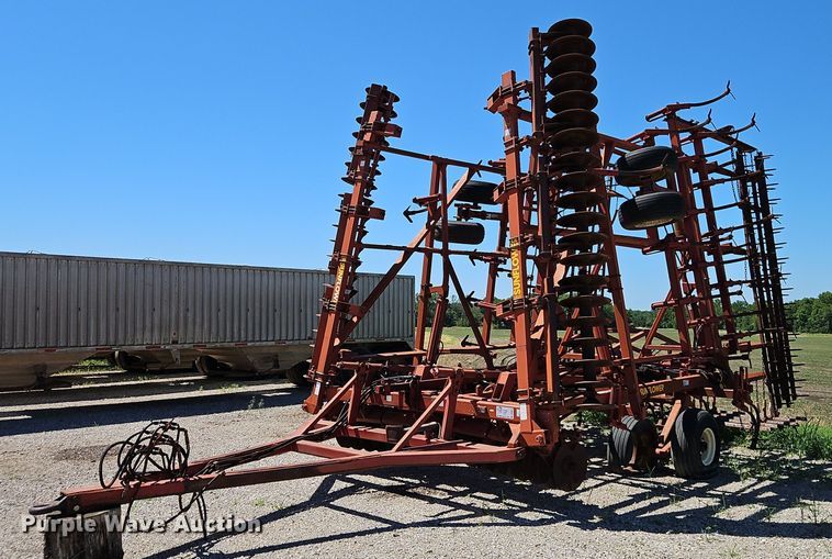 image for item DR8687 Sunflower 6432-36 mulch finisher