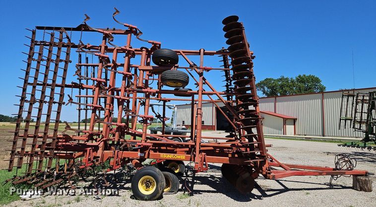 image for item DR8687 Sunflower 6432-36 mulch finisher