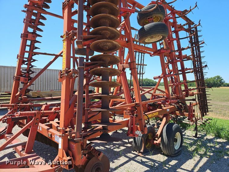 image for item DR8687 Sunflower 6432-36 mulch finisher