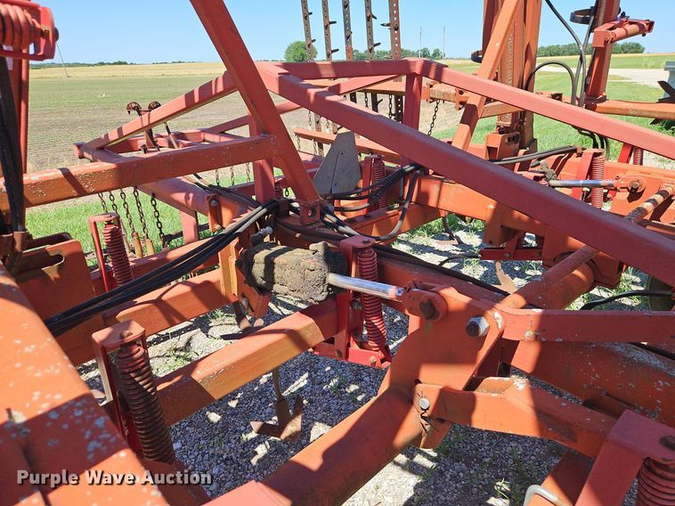 image for item DR8687 Sunflower 6432-36 mulch finisher