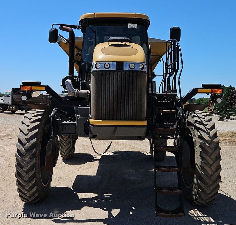 image for item DR8689 2012 RoGator RG1300 spreader