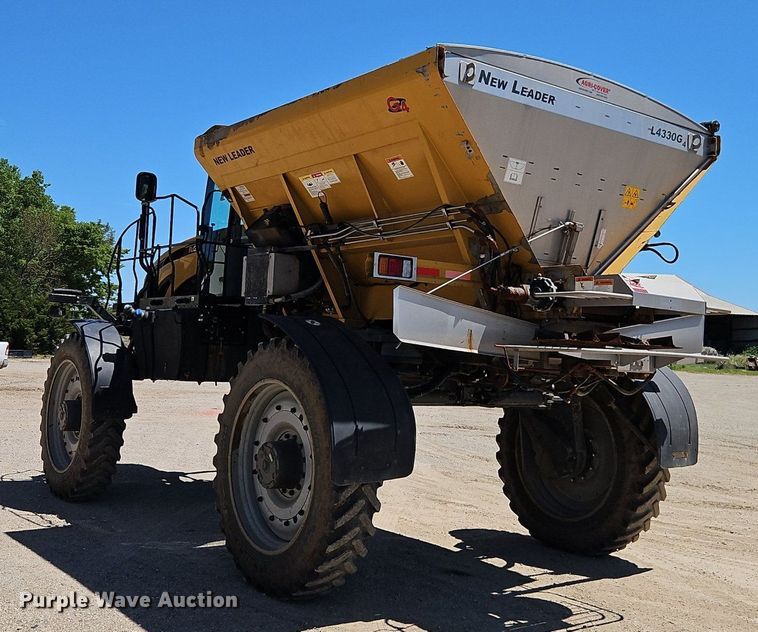 image for item DR8689 2012 RoGator RG1300 spreader