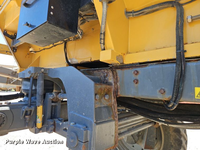 image for item DR8689 2012 RoGator RG1300 spreader