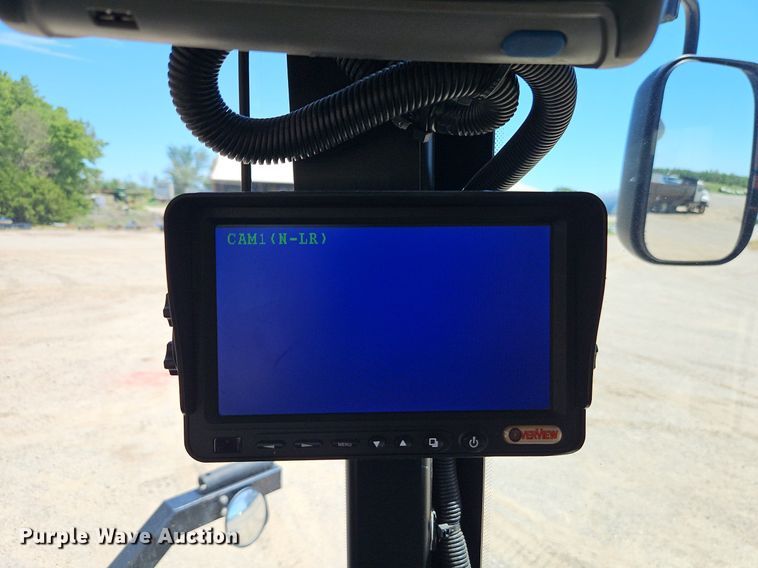 image for item DR8689 2012 RoGator RG1300 spreader