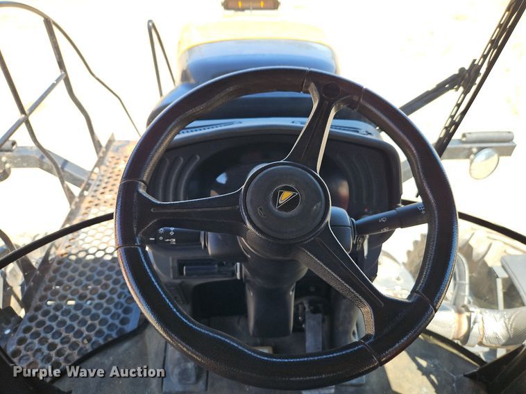 image for item DR8689 2012 RoGator RG1300 spreader