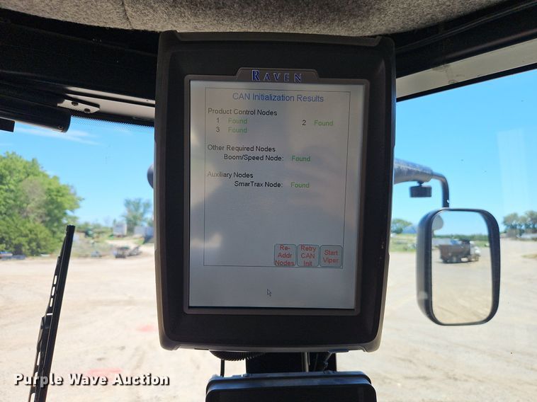 image for item DR8689 2012 RoGator RG1300 spreader