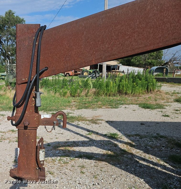 image for item DR8692 Shop built gravity wagon