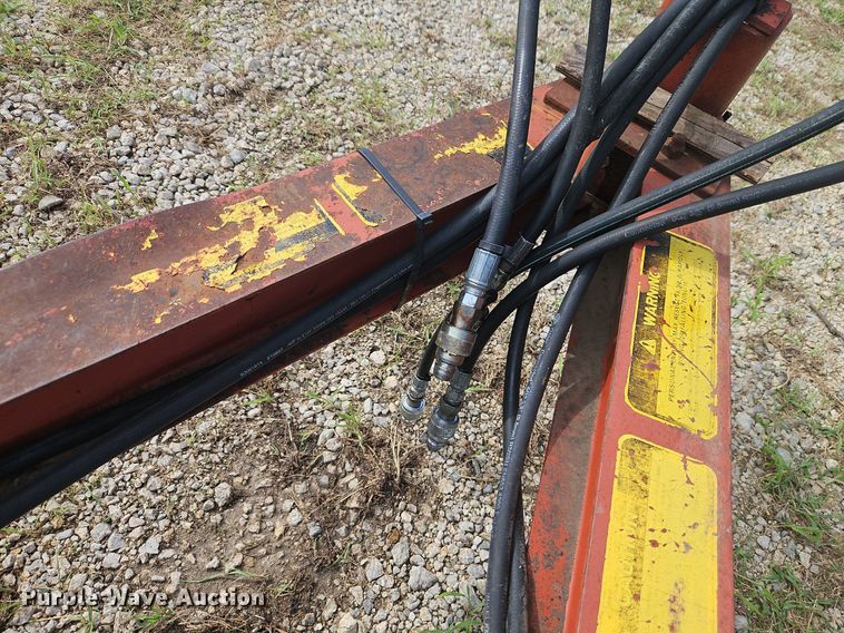 image for item DR8694 Hesston 2240 field cultivator