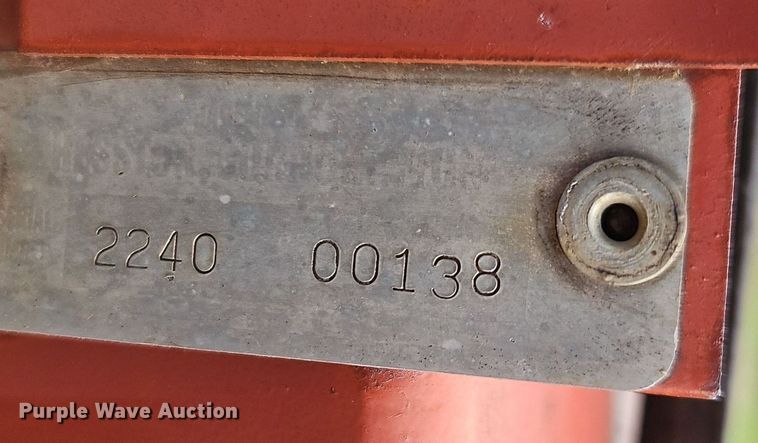 image for item DR8694 Hesston 2240 field cultivator