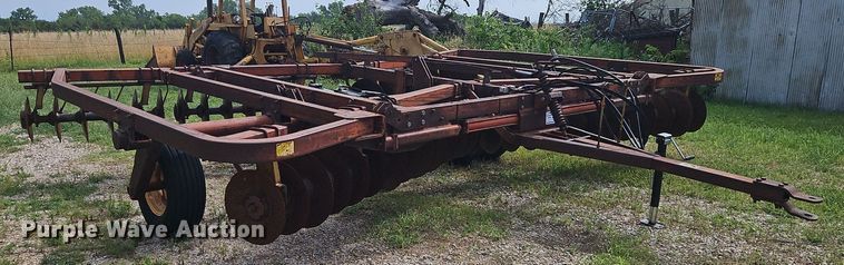 image for item DR8695 Kewanee 1010 tandem disk