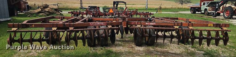 image for item DR8695 Kewanee 1010 tandem disk