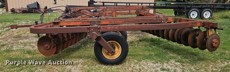 image for item DR8695 Kewanee 1010 tandem disk