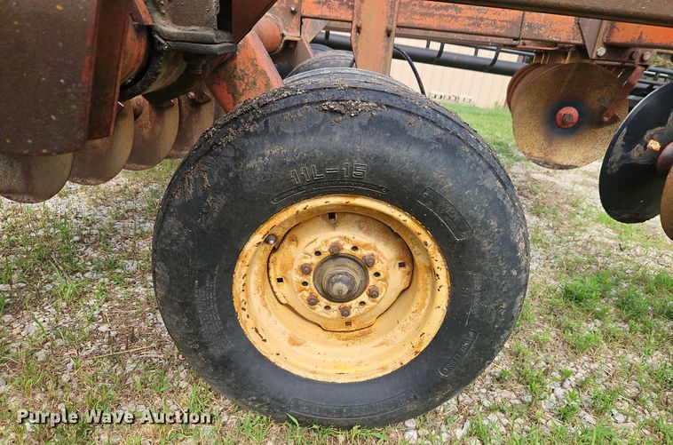 image for item DR8695 Kewanee 1010 tandem disk