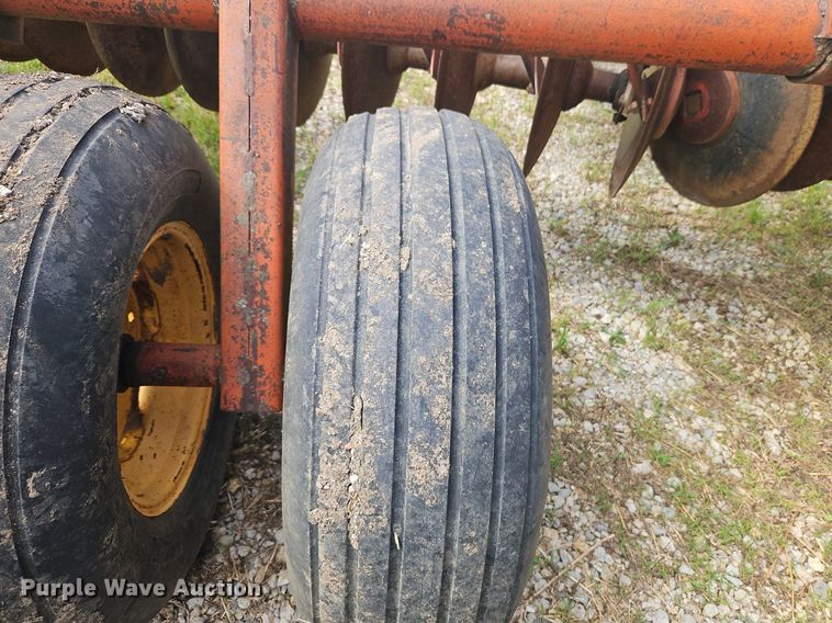 image for item DR8695 Kewanee 1010 tandem disk