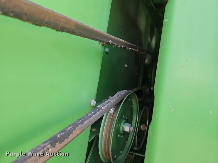 image for item DR8696 1983 John Deere  6620 RWA combine