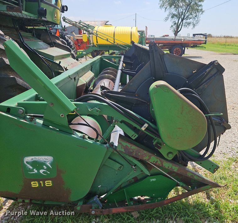 image for item DR8696 1983 John Deere  6620 RWA combine