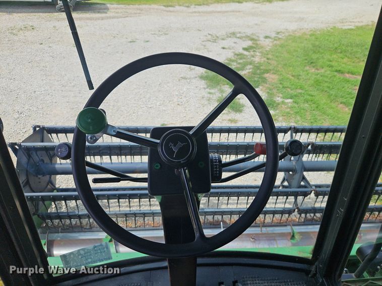 image for item DR8696 1983 John Deere  6620 RWA combine