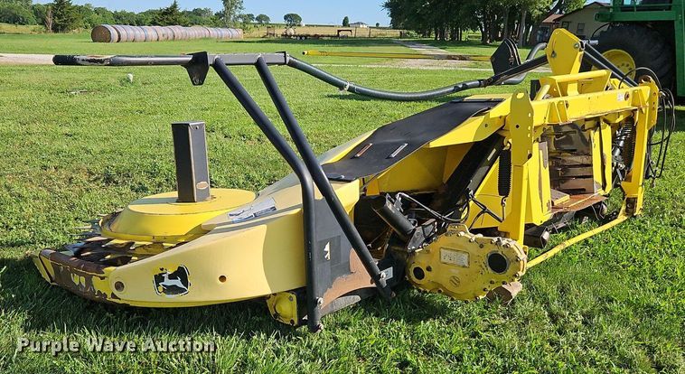 image for item DR8707 2012 John Deere  778 rotary forage head