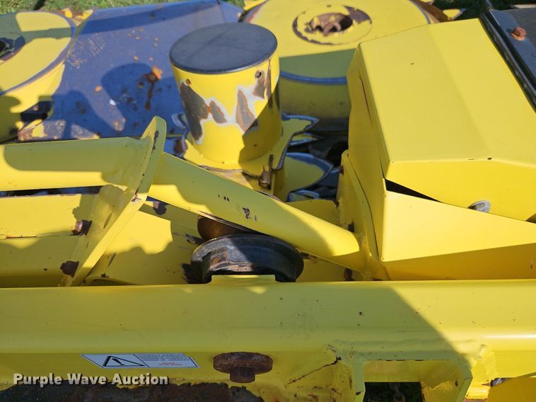 image for item DR8707 2012 John Deere  778 rotary forage head