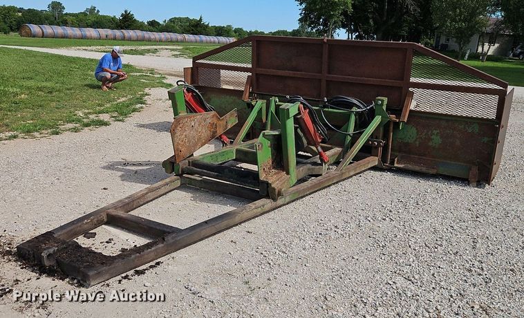 image for item DR8708 Otter plow