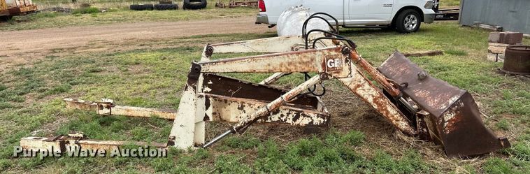 image for item DS6758 Great Bend loader