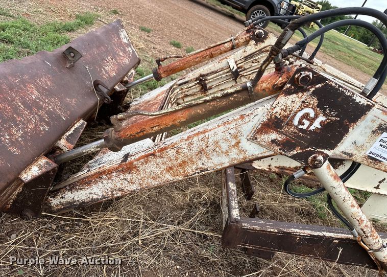 image for item DS6758 Great Bend loader