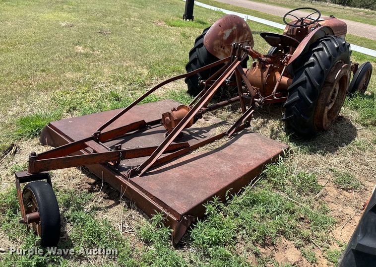 image for item DS6760 Ford 2N tractor