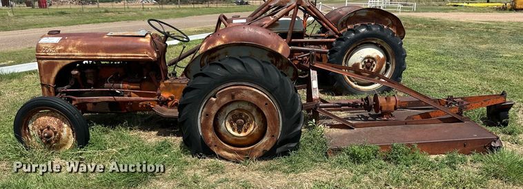 image for item DS6760 Ford 2N tractor