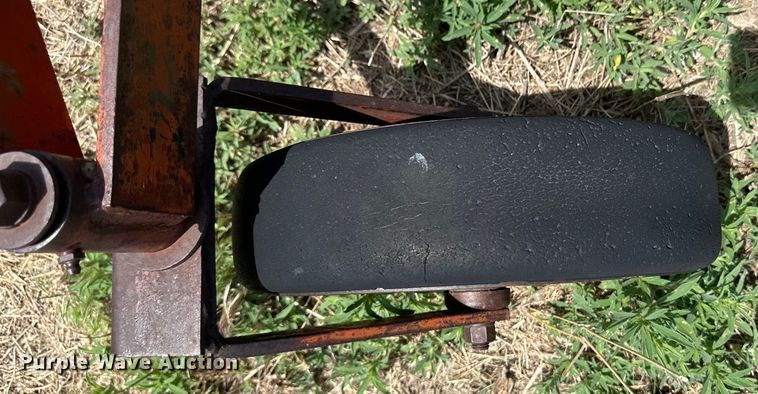 image for item DS6760 Ford 2N tractor