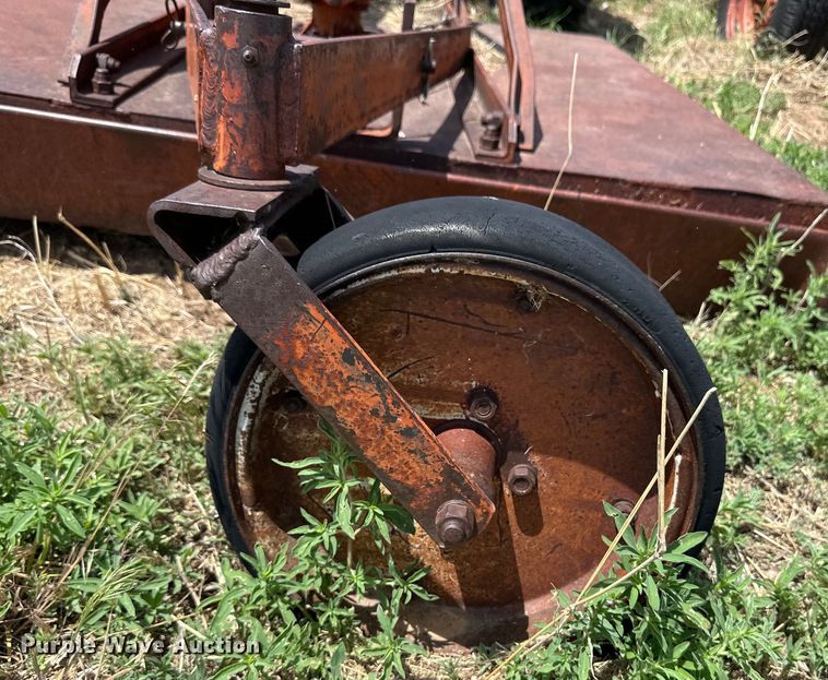 image for item DS6760 Ford 2N tractor