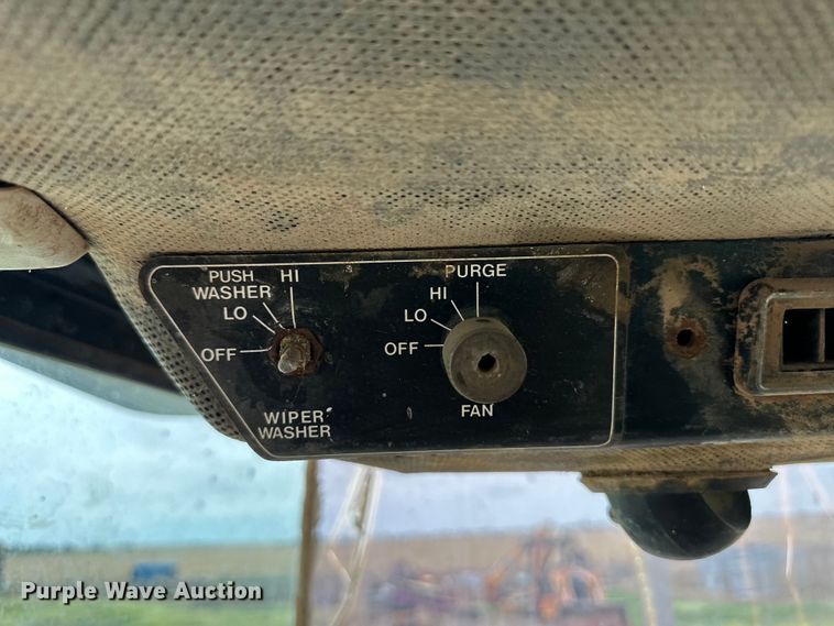 image for item DS6765 1985 Versatile 836 4WD tractor