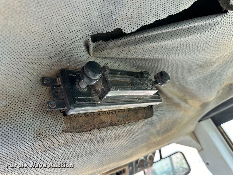 image for item DS6765 1985 Versatile 836 4WD tractor