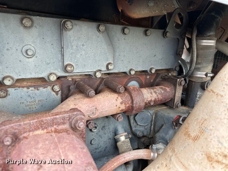 image for item DS6765 1985 Versatile 836 4WD tractor