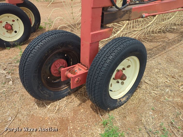 image for item DS6769 H&S Mfg. Co. BF14HC hay rake