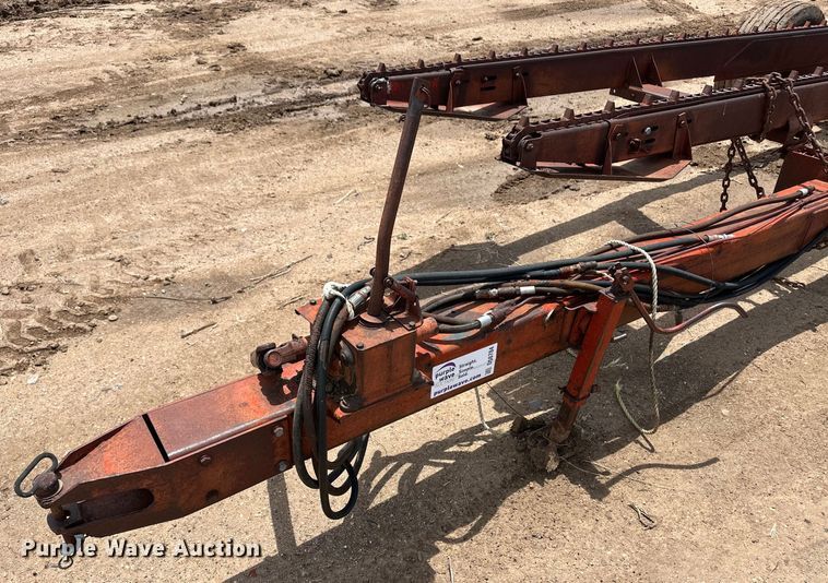 image for item DS6784 New Holland 85 bale conveyor