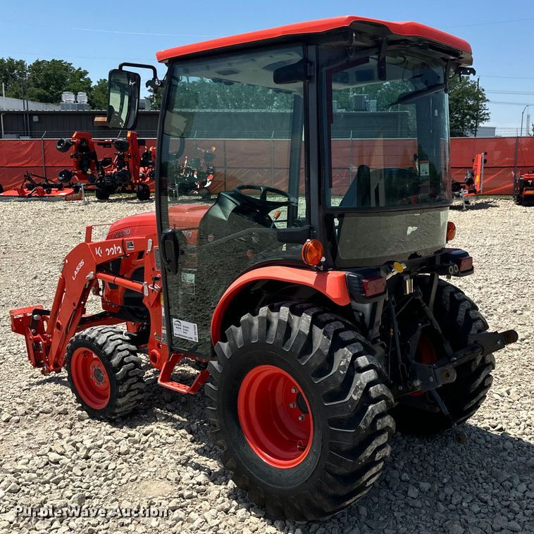 image for item DS7500 2021 Kubota  LX3310HSD MFWD tractor