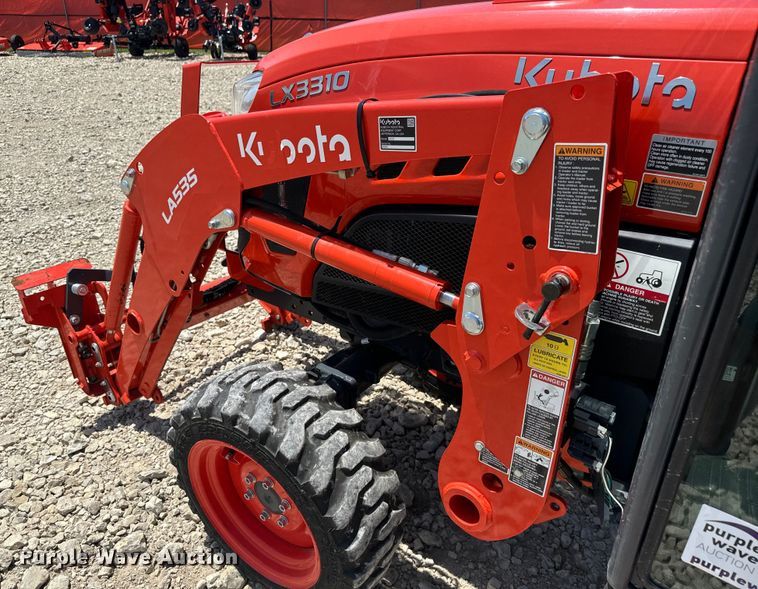 image for item DS7500 2021 Kubota  LX3310HSD MFWD tractor