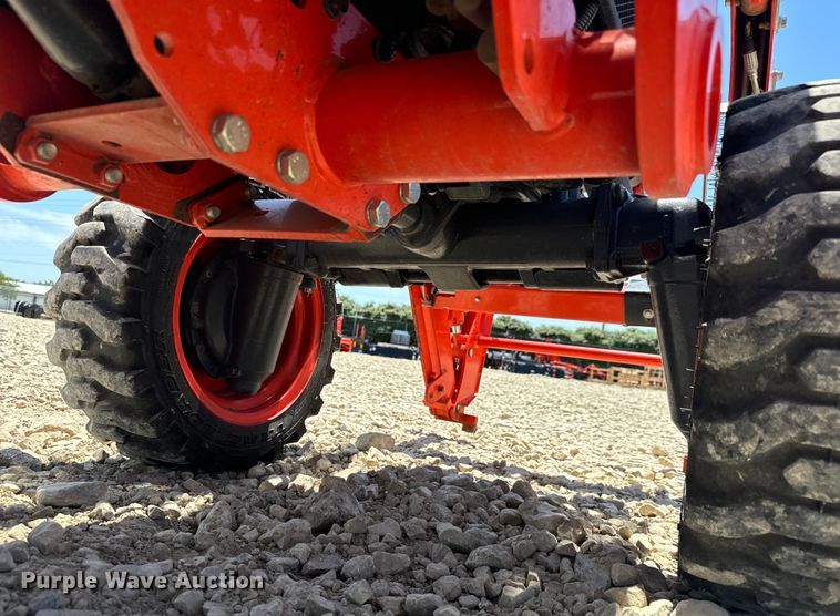 image for item DS7500 2021 Kubota  LX3310HSD MFWD tractor