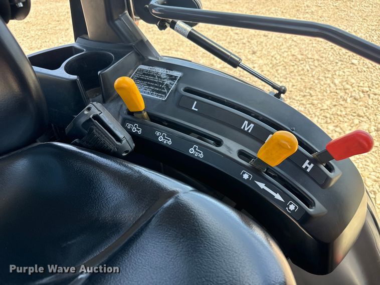 image for item DS7500 2021 Kubota  LX3310HSD MFWD tractor