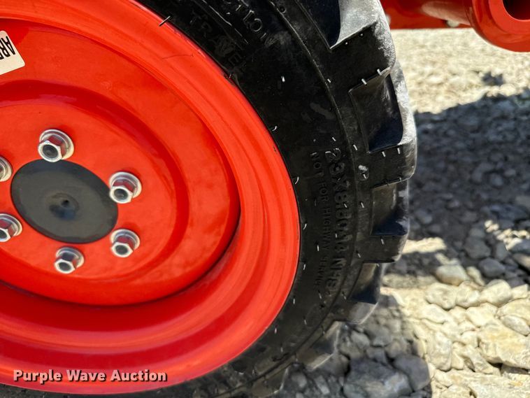 image for item DS7500 2021 Kubota  LX3310HSD MFWD tractor