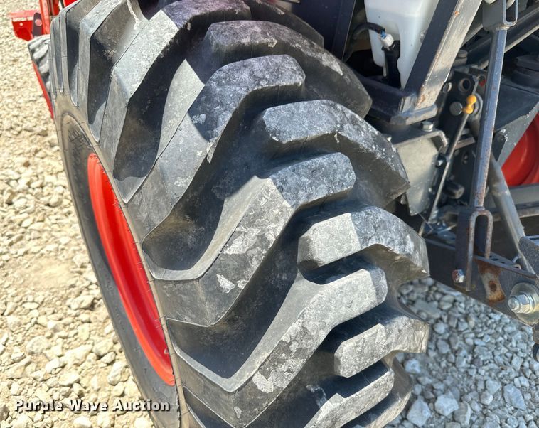 image for item DS7500 2021 Kubota  LX3310HSD MFWD tractor