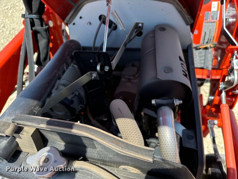 image for item DS7501 2021 Kubota  B2601HSD MFWD tractor